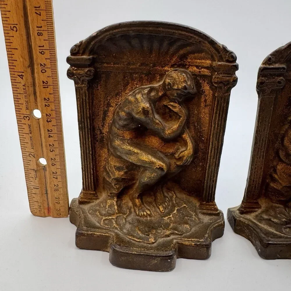 Unbranded vintage art